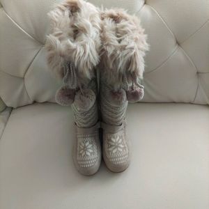 Red Camel Cream & Tan Summit Wedge Boot Sz 9